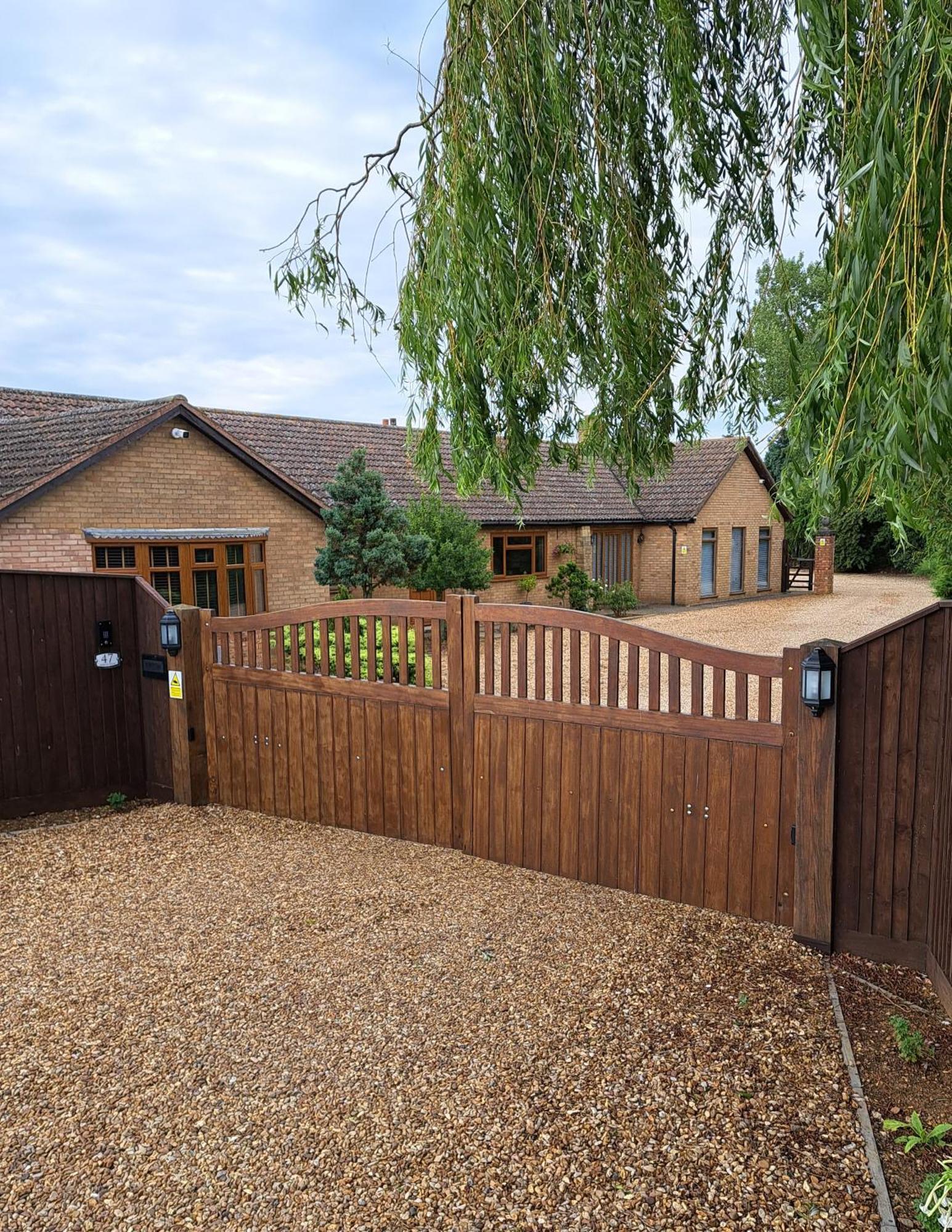 Boardman'S Lodge Peterborough Exterior photo